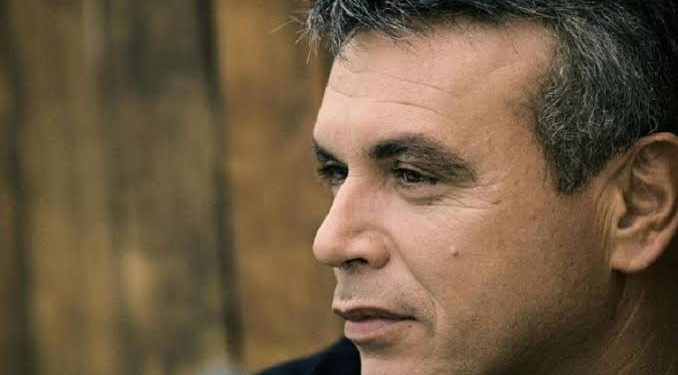 Πένθος για το ελληνικό τραγούδι: Έφυγε από τη ζωή ο Μανώλης Λιδάκης