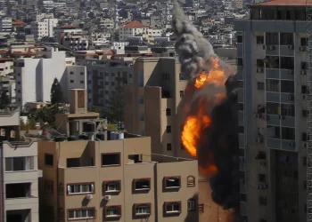 Κατέρρευσε η εκεχειρία στη Γάζα: Πάνω από 200 νεκροί μετά τους νέους ισραηλινούς βομβαρδισμούς