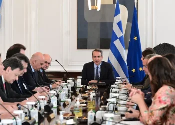 Ανασχηματισμός και νέες ισορροπίες ή απλά μια ανακύκλωση προσώπων ;