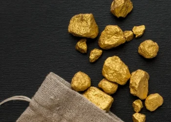 Ξέρατε ότι οι συσκευές σας περιέχουν… χρυσό; Πώς τα σκουπίδια μετατρέπονται σε «θησαυρό»