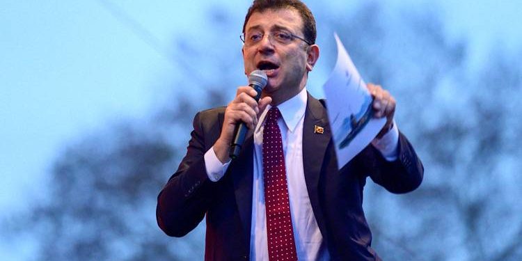 Συνελήφθη ο Εκρέμ Ιμάμογλου – Κατηγορείται για διαφθορά μαζί με άλλα 100 άτομα