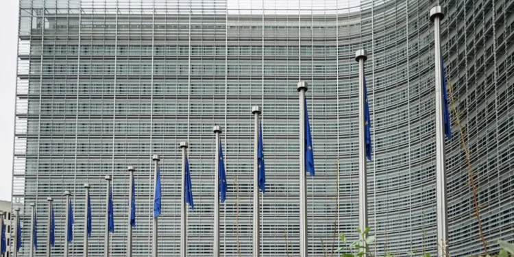 ReArm Europe: Το σχέδιο της ΕΕ για τη μετατροπή της σε «πολεμική οικονομία»