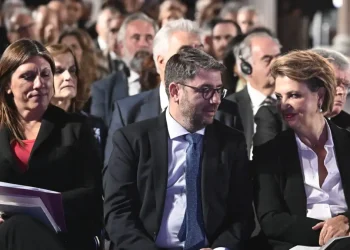 Νίκος Ανδρουλάκης και Ζωή Κωνσταντοπούλου / (ΤΑΤΙΑΝΑ ΜΠΟΛΑΡΗ/EUROKINISSI)