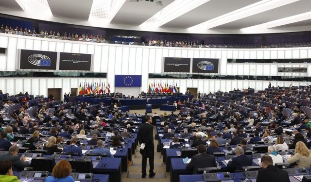 Ευρωπαϊκό Κοινοβούλιο: Η Ελλάδα μαζί με Ρωσία, Ιράν και Αφγανιστάν στην έκθεση για τα ανθρώπινα δικαιώματα