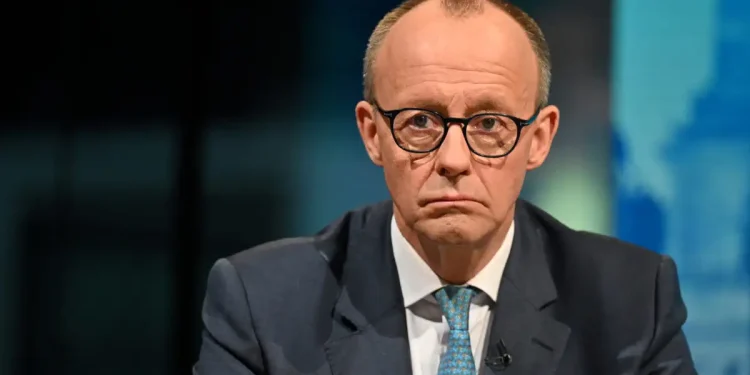 Μερτς: Θα τροποποιήσουμε το σύνταγμα για να αυξήσουμε το δημόσιες δαπάνες για την Άμυνα