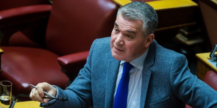 Χυδαία επίθεση του βουλευτή της Ν. Δημοκρατίας Δημήτρη Κυριαζίδη προς τη Ζώη Κωνσταντοπούλου