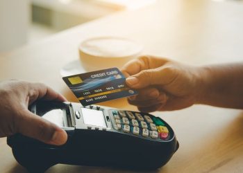 Προπληρωμένη Κάρτα: Πώς Μπορείτε να την χρησιμοποιήσετε για πληρωμές και λογαριασμούς;