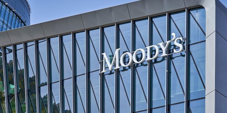 Κρίσιμη αξιολόγηση της Moody’s: σταθερό και ανθεκτικό το Ελληνικό Χρέος