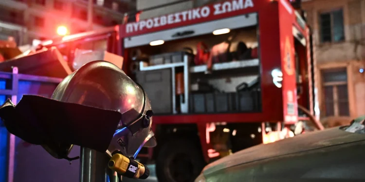 Γενικό Νοσοκομείο Νίκαιας,ξέσπασε φωτιά σε υπόγειο χώρο του νοσοκομείου.