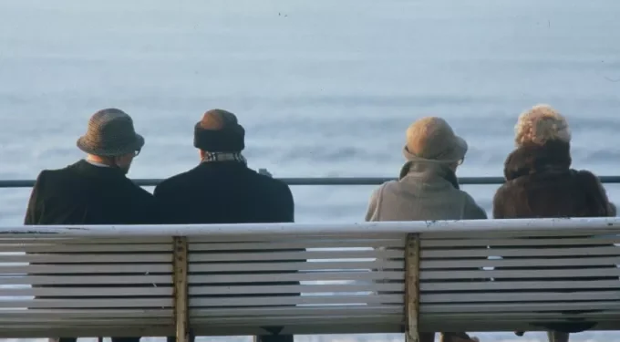 Ποιοι και πώς μπορούν να πάρουν σύνταξη πριν τα 62 έτη – Αναλυτικός οδηγός