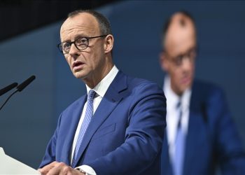 Διπλή γερμανική βόμβα βάζει το πακέτο Μερτς για την άμυνα και τις υποδομές στο ευρωπαϊκό Σύμφωνο Σταθερότητας