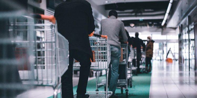 Εντείνονται οι έλεγχοι κατά της αισχροκέρδειας: Προς αναβάθμιση ο Συνήγορος του Καταναλωτή