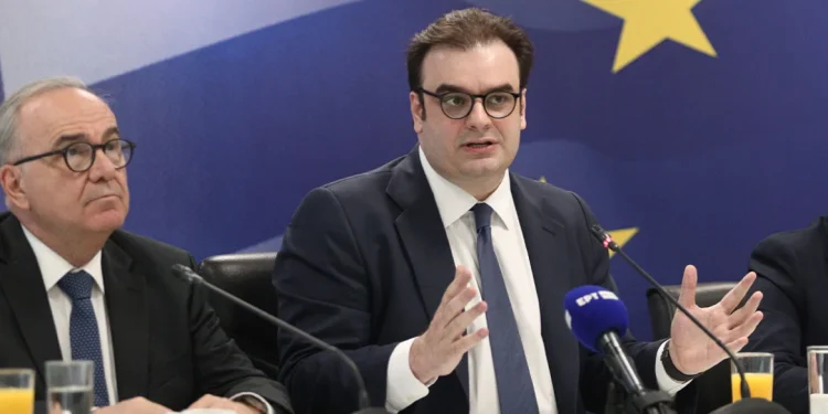 Μέτρα στήριξης 1,1 Δισ. Ευρώ: Ενίσχυση για συνταξιούχους, ενοικιαστές και δημόσιες επενδύσεις