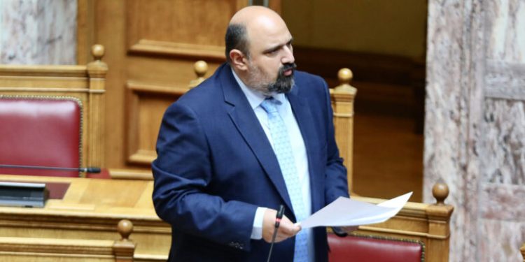 Σήμερα στη Βουλή η συζήτηση του πορίσματος της προανακριτικής Τριαντόπουλου και η παραπομπή του σε φυσικό δικαστή