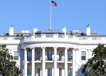 Washington Post: Αναγνώριση ρωσικής κυριαρχίας στην Κριμαία στο σχέδιο Τραμπ για ειρήνευση στην Ουκρανία