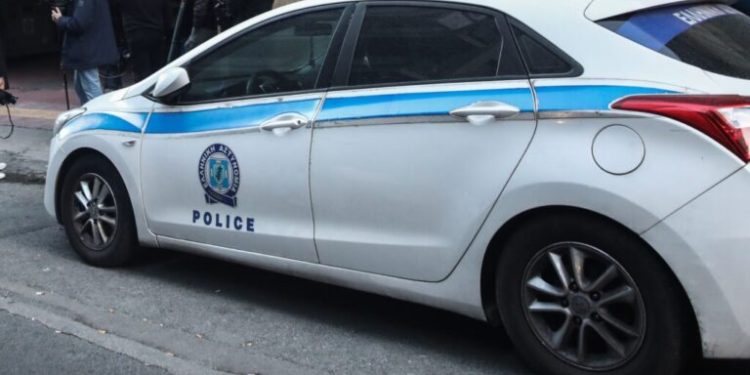 Θεσσαλονίκη: Προσποιούμενοι υπαλλήλους εταιρείας ηλεκτρικής ενέργειας αφαίρεσαν από 82χρονη 200.000 ευρώ