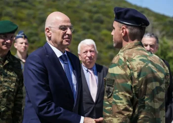 Δένδιας από Μυτιλήνη: Ανάγκη για ευγνωμοσύνη στους φύλακες των συνόρων της πατρίδας