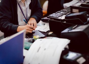 Νέα ρύθμιση για την είσπραξη ληξιπρόθεσμων οφειλών