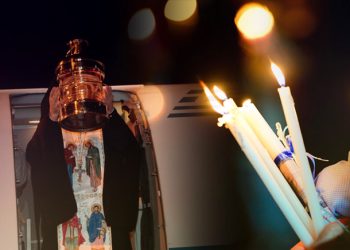 Το Άγιο Φως ταξιδεύει σε όλη την Ελλάδα με πτήσεις της SKY express το Μεγάλο Σάββατο