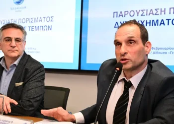 Το «φιάσκο» του ΕΟΔΑΣΑΑΜ, η ενόχληση για Παπαδημητρίου, ο ρόλος Λακαφώση και στο βάθος η ψηφοφορία στη Βουλή για Τριαντόπουλο