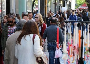 Πώς θα λειτουργήσουν τα εμπορικά καταστήματα ενόψει του Πάσχα – Πότε τίθεται σε ισχύ το εορταστικό ωράριο