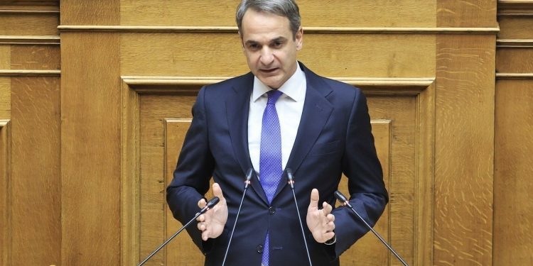 Βουλή: Ο Πρωθυπουργός παρουσιάζει το νέο εξοπλιστικό πρόγραμμα των 25-28 δισ. ευρώ