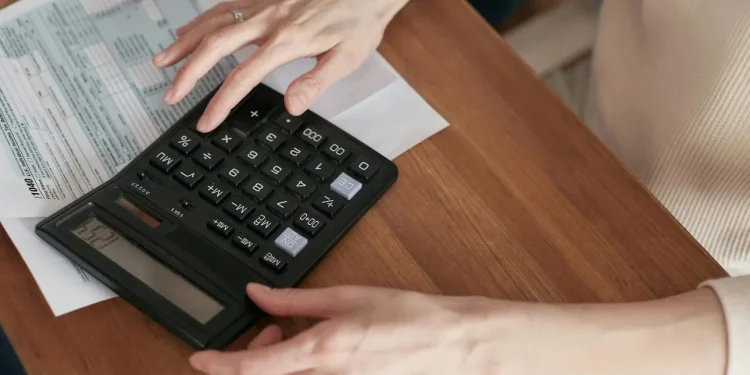 ΠΟΦΕΕ: Αίτημα επέκτασης της έκπτωσης 4% για τις φορολογικές δηλώσεις μέχρι τις 31/5