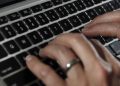 Έρχεται η Εργάνη 2: Μείωση γραφειοκρατίας για προσλήψεις – αποχωρήσεις