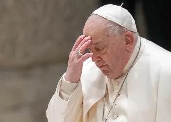 Απεβίωσε ο Πάπας Φραγκίσκος σε ηλικία 88 ετών