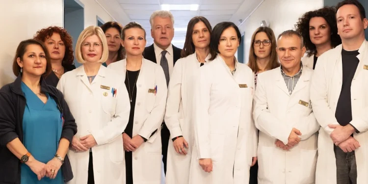 Ομάδα Νεφρολογικής Κλινικής του «Λαϊκού Νοσοκομείου» © Τάσος Ανέστης facebook sharing button twitter sharing button messenger sharing button email sharing button