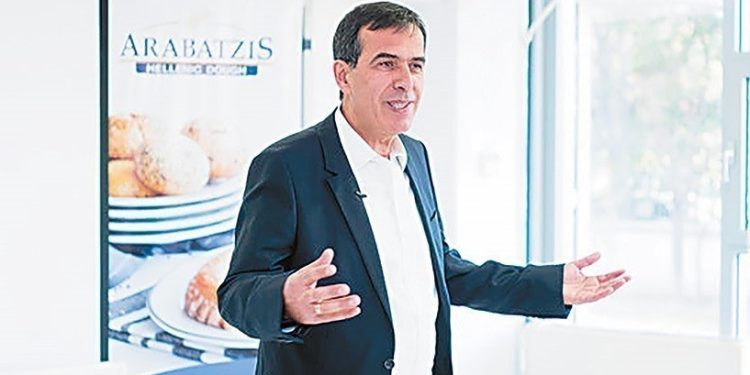 Νέο επιχειρηματικό βήμα για τον Μιχάλη Αραμπατζή παρά το πωλητήριο στην Ελληνική Ζύμη