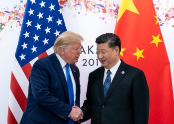 Ανάσα στις αγορές από την προσωρινή εμπορική συμφωνία ΗΠΑ–Κίνας – Σε επιφυλακή η Ευρώπη