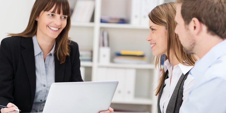 Τι σημαίνει η «απαλλαγή» σε ένα ασφαλιστήριο υγείας – Πόσο συμφέρει