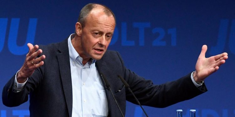 Πλήγμα για τον Μερτς στην πρώτη του μέρα ως καγκελάριος – Η Γερμανία μετρά ρωγμές στο πολιτικό της οικοδόμημα