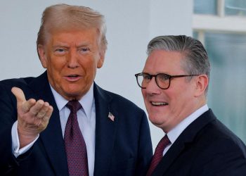 NYT: Αναμένεται ανακοίνωση εμπορικής συμφωνίας ΗΠΑ–Βρετανίας από τον Τραμπ