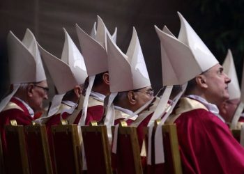 Κονκλάβιο 2025: Η Ρώμη στους ρυθμούς της εκλογής του νέου Πάπα