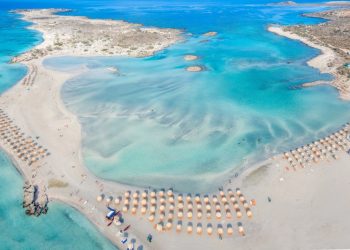 Οι 50 καλύτερες παραλίες του κόσμου για το 2025: Ελληνικές ακτές στην κορυφή της παγκόσμιας κατάταξης