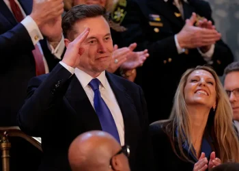 O Ίλον Μασκ και η απενοχοποίηση (???) της άκρας δεξιάς