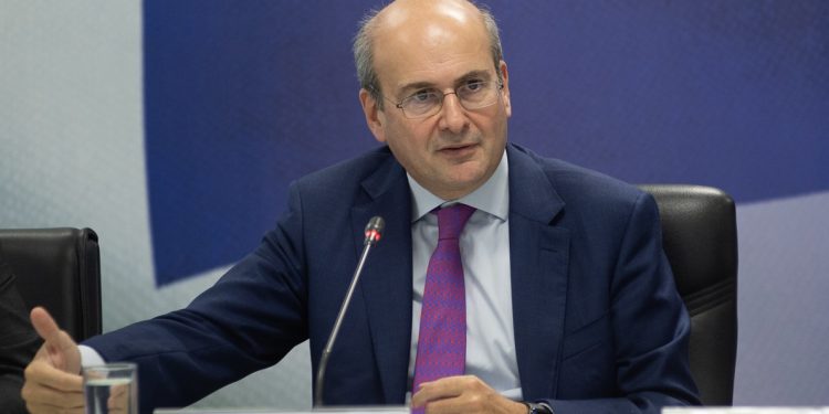 Αλλαγές στον ΟΠΕΚΕΠΕ εξετάζει η κυβέρνηση – «Η ΑΑΔΕ μπορεί να αναλάβει τις πληρωμές» λέει ο Χατζηδάκης