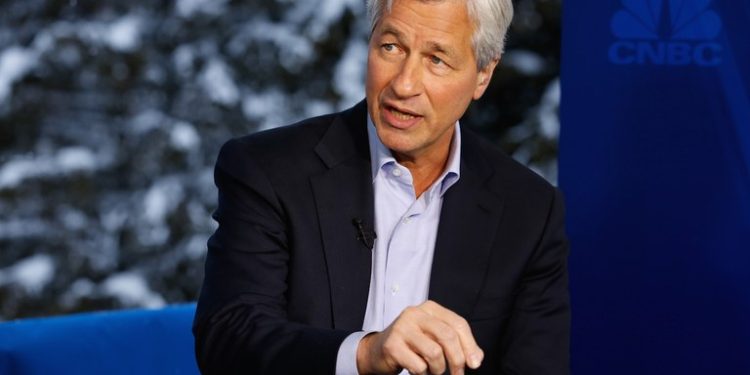 Τζέιμι Ντίμον προειδοποιεί: «Έρχεται κατάρρευση στην αγορά ομολόγων των ΗΠΑ»