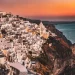 Τουρισμός 2025: Ποιες χώρες επιλέγουν τη Σαντορίνη ; Στατιστικά και προβλέψεις