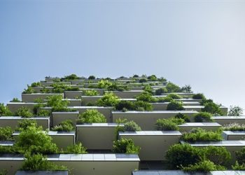 Νέα ρύθμιση για τον νέο οικοδομικό κανονισμό: Κερδισμένοι, χαμένοι και δικαστικές διαμάχες