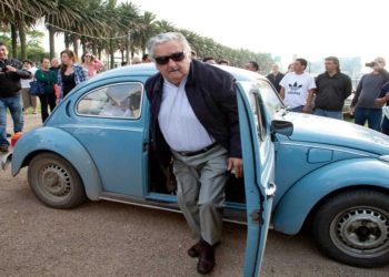 Πέθανε ο Χοσέ Μουχίκα – Ο “φτωχότερος Πρόεδρος του κόσμου” και σύμβολο αξιοπρέπειας