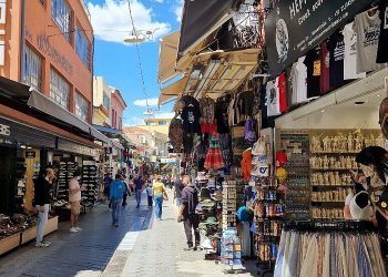 Σε πλήρη ανάπτυξη οι έλεγχοι της ΑΑΔΕ στους τουριστικούς προορισμούς