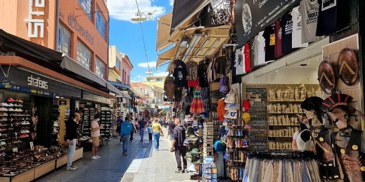 Σε πλήρη ανάπτυξη οι έλεγχοι της ΑΑΔΕ στους τουριστικούς προορισμούς