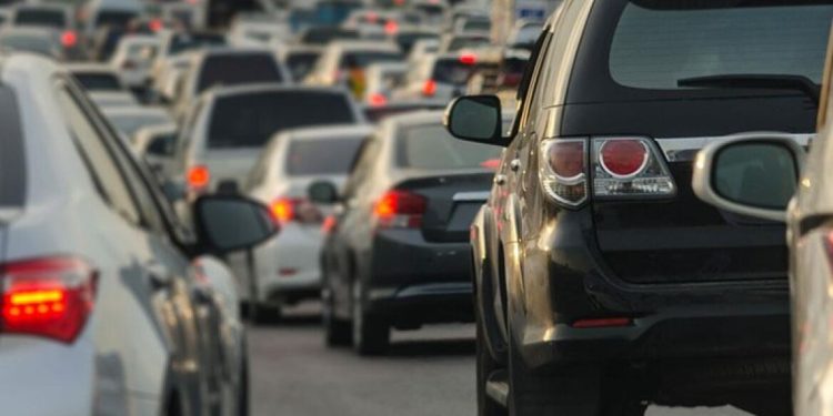 Πότε ξεκινά η υποχρεωτική ασφάλιση οχημάτων έναντι φυσικών καταστροφών