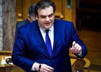 Πιερρακάκης: Νέα κίνητρα για αξιοποίηση ακινήτων και στήριξη της μεσαίας τάξης