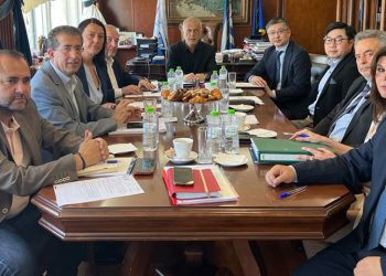 Εποικοδομητική συνάντηση ΟΛΠ Α.Ε. και δήμου Πειραιά για την ανάπτυξη του λιμανιού και της πόλης