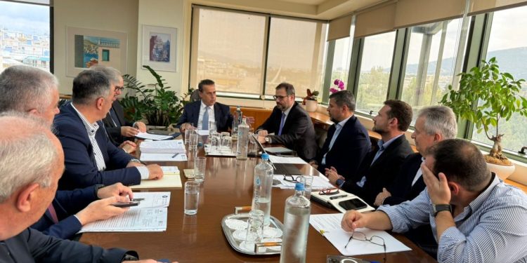 Δυτ. Μακεδονία: Σύσκεψη για την επίλυση θεμάτων τηλεθέρμανσης στο Υπουργείο Περιβάλλοντος και Ενέργειας