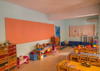 Βρεφονηπιακοί Σταθμοί Δήμων: Τι πρέπει να ξέρουν οι γονείς για τις εγγραφές 2025–2026